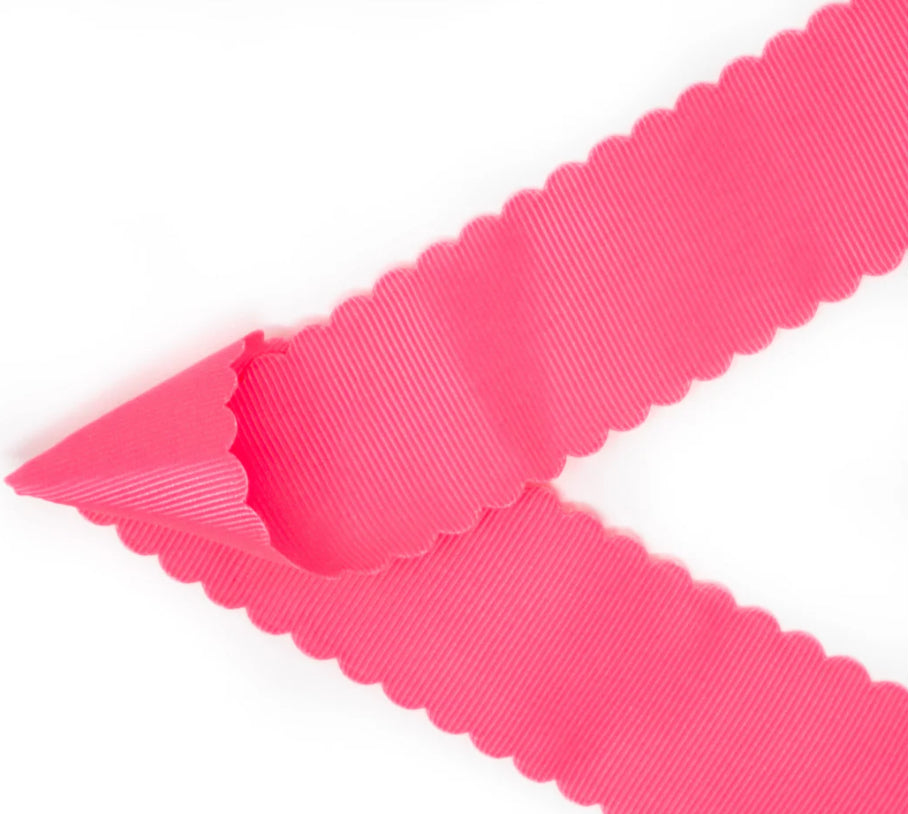 JBC Scalloped Edge Bow (10 DAY TAT)