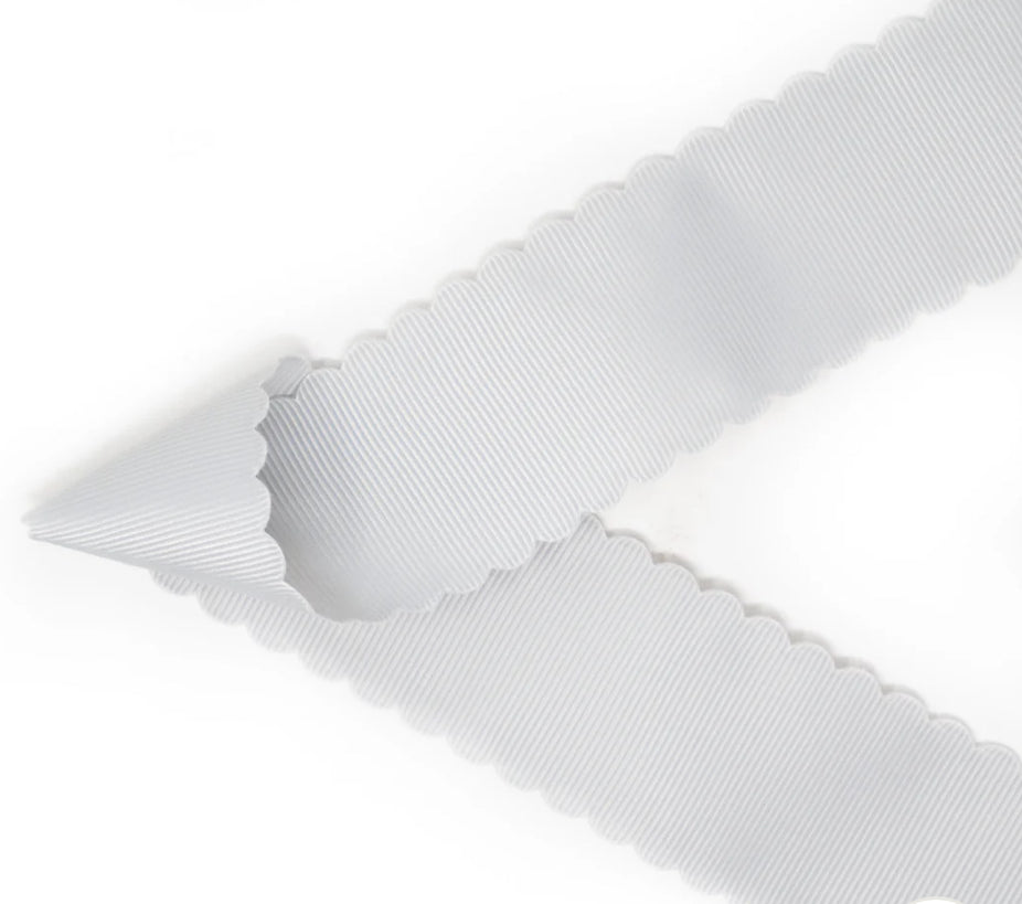 JBC Scalloped Edge Bow (10 DAY TAT)