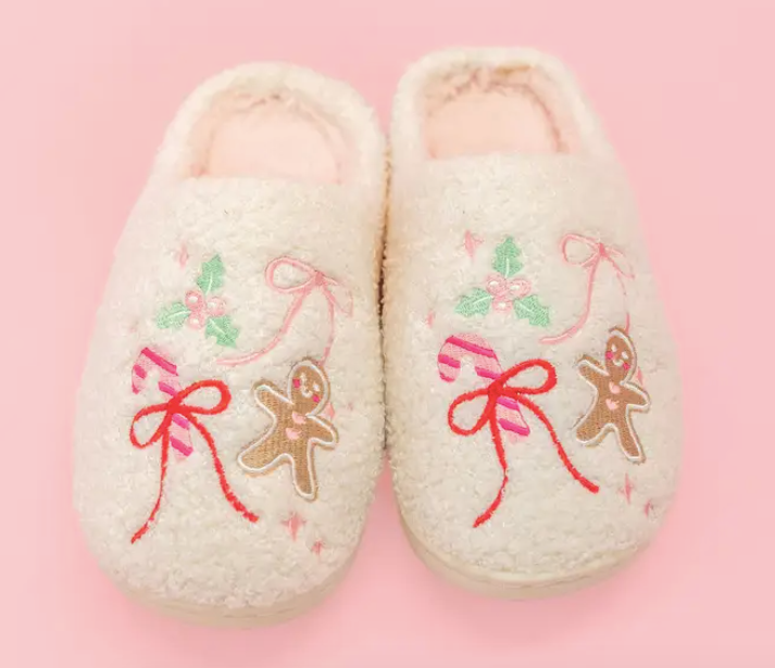 4 Styles-- Toddler/Kids Fuzzy Plush Slippers (Preorder)